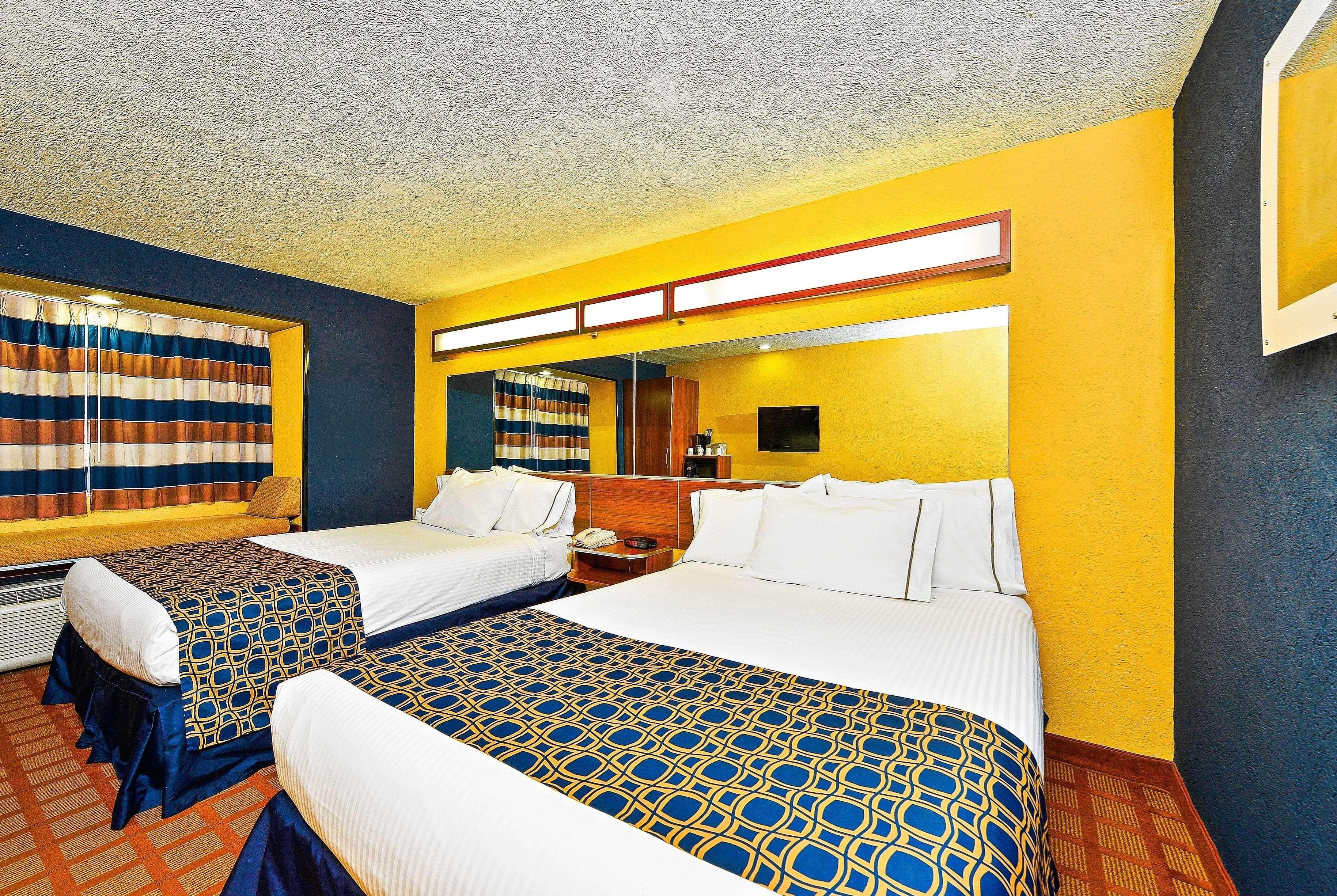 Microtel Inn & Suites by Wyndham New Braunfels I-35 Exterior foto