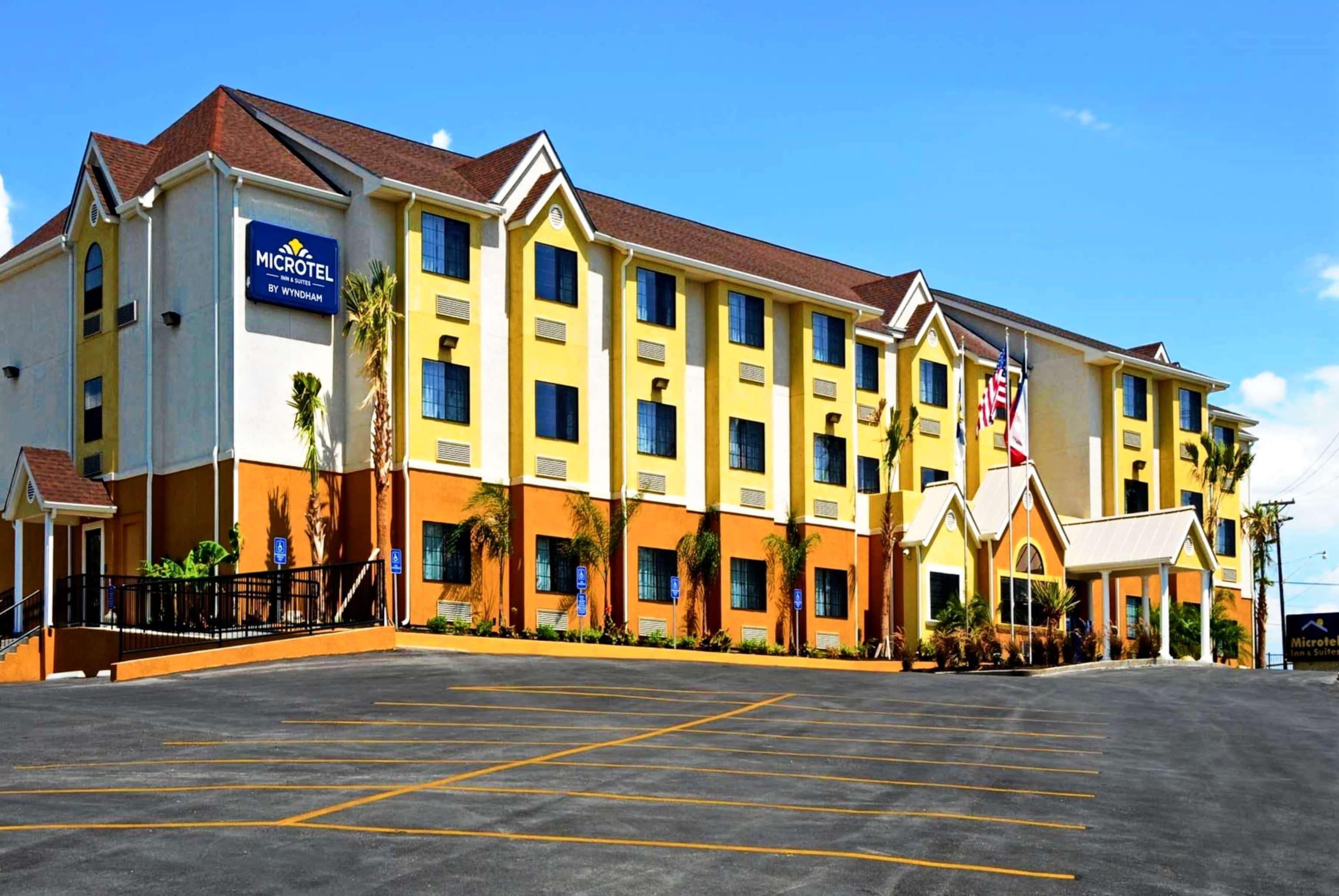 Microtel Inn & Suites by Wyndham New Braunfels I-35 Exterior foto
